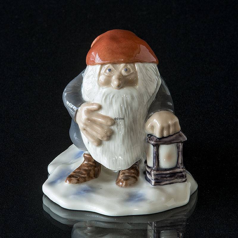 Nisse med lygte, Wiberg, Royal Copenhagen julefigur nr. 369