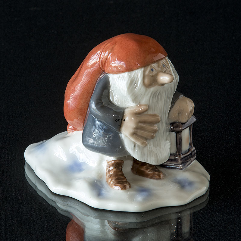 Nisse med lygte, Wiberg, Royal Copenhagen julefigur nr. 369