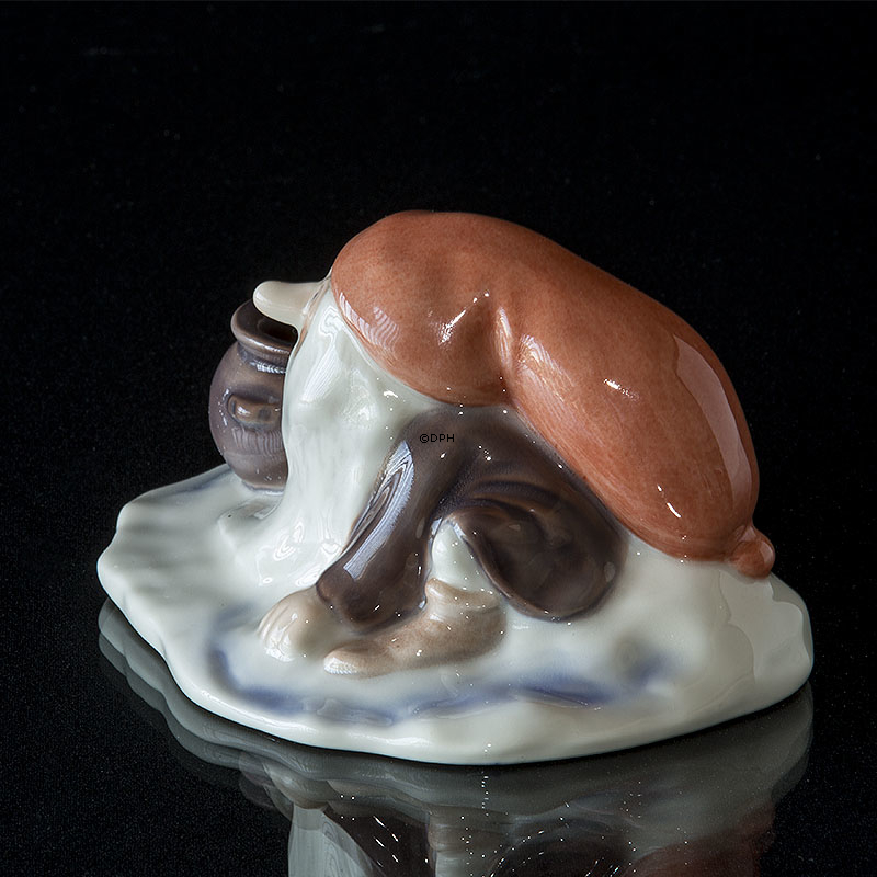 Nisse med Lysestage, Wiberg, Royal Copenhagen julefigur nr. 374