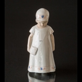 Elsa in einem weißen Kleid, Bing & Gröndahl Figur Nr. 2574 oder 404