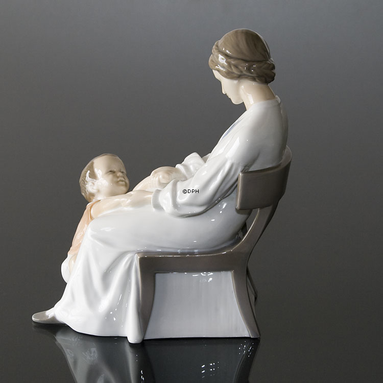 Dickies Mama, Mor og søn, (mor med barn) Bing & Grøndahl figur nr. 1642 eller 413
