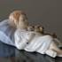 Jens sovende, Dreng sover med bamse, Royal Copenhagen figur | Nr. 1021681 | DPH Trading