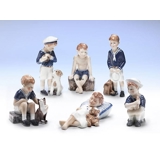 Jens´ first day at school Royal Copenhagen figurine no. 685