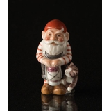 Nisse med lygte og kat, Royal Copenhagen jule figur nr. 760