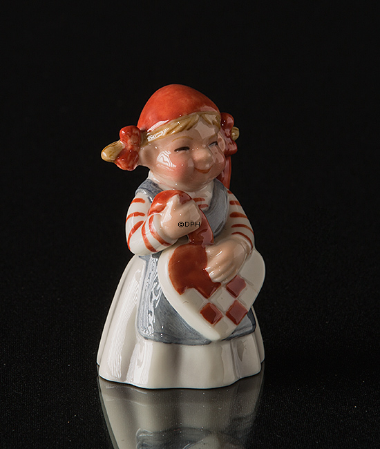 Nisse med flethjerte, Royal Copenhagen jule figur nr. 761