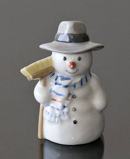 Snemand, Far med kost, Royal Copenhagen vinterserie figur nr. 768