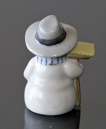 Snemand, Far med kost, Royal Copenhagen vinterserie figur nr. 768