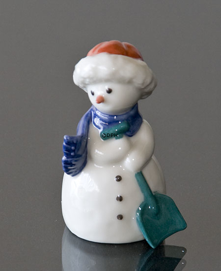 Snemand, Mor med skovl, Royal Copenhagen vinterfigur nr. 769