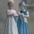 Mary, Pige med blå kjole, Bing & Grøndahl figur nr. 2721 | Nr. 1023561 | Alt. B2721 | DPH Trading