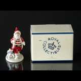 2020 The Annual Santa figurine, Santa with teddy Royal Copenhagen