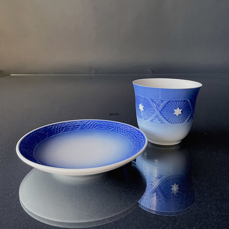 2023 Royal Copenhagen Termokop med underkop 26cl.