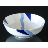 Lin Utzon mellem skål, Royal Copenhagen