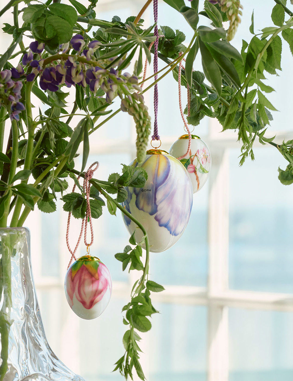 Påskeæg med æbleblomst knopper, Royal Copenhagen påske 2024