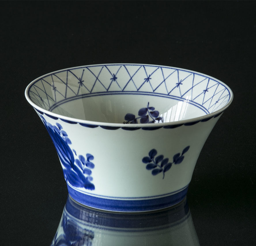 Royal Copenhagen/Aluminia Tranquebar, blå, rund skål nr. 11/1096