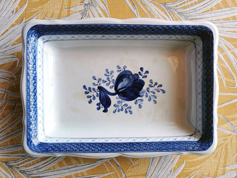 Royal Copenhagen/Aluminia  Tranquebar, blå, brødbakke nr. 11/1207