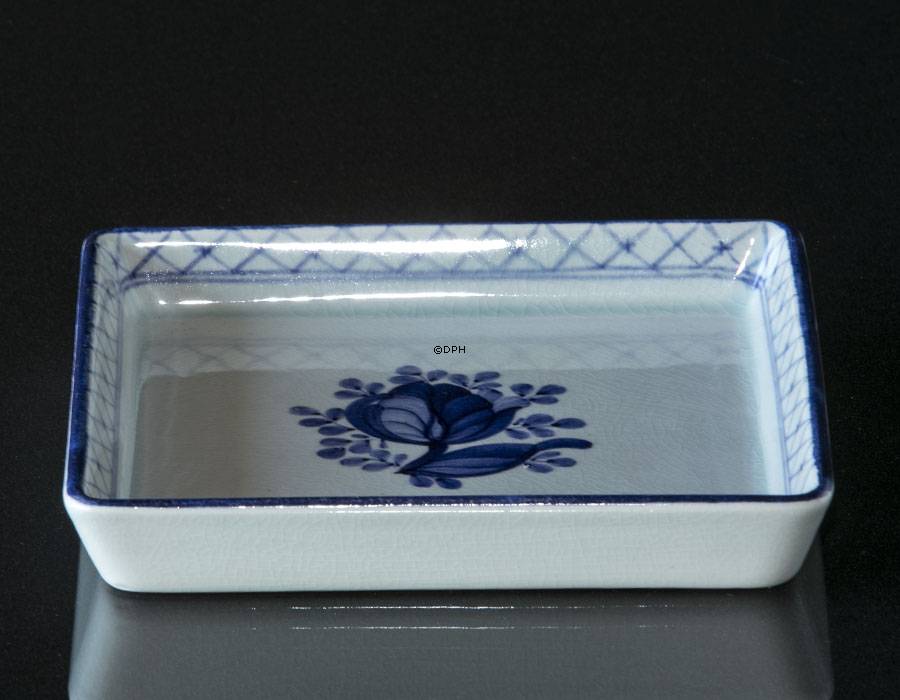 Royal Copenhagen/Aluminia Tranquebar, blå, firkantet kvadratisk asiet nr. 11/1791