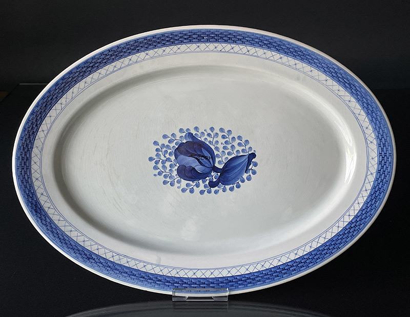 Royal Copenhagen/Aluminia  Tranquebar, blå, fad 51cm, nr. 931