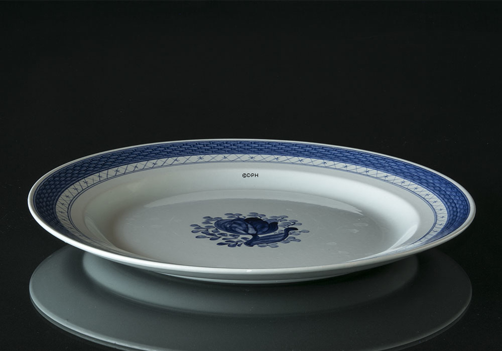 Royal Copenhagen/Aluminia  Tranquebar, blå, fad 33cm, nr. 933