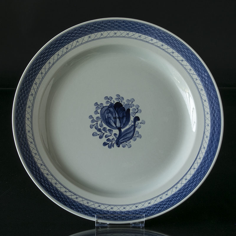 Royal Copenhagen/Aluminia  Tranquebar, blå, fad 33cm, nr. 933