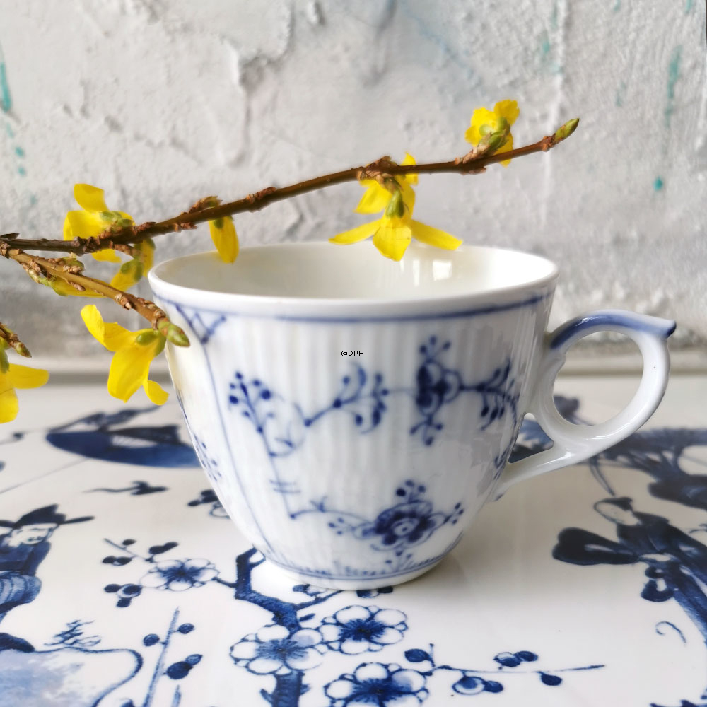 Musselmalet, riflet, stor tekop KUN KOP nr. 1/79 eller 080, Royal Copenhagen