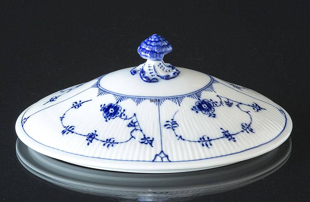 Musselmalet, riflet, LÅG til oval lågfad nr. 1-283 (1101172), Royal Copenhagen