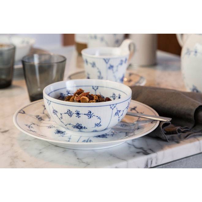 Musselmalet, riflet, skål, indhold 47 cl., Royal Copenhagen