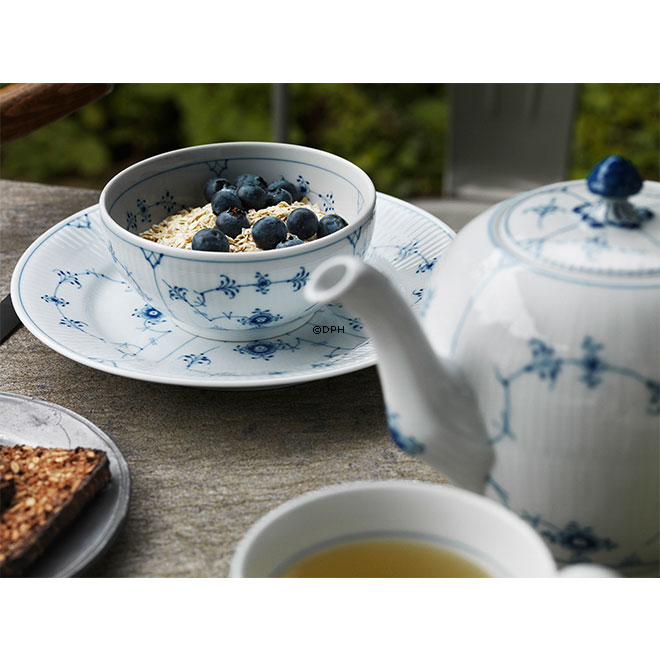 Musselmalet, riflet, skål, indhold 47 cl., Royal Copenhagen