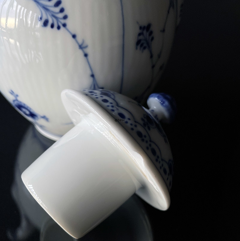 Musselmalet halvblonde kaffekande, indhold 100 cl., Royal Copenhagen