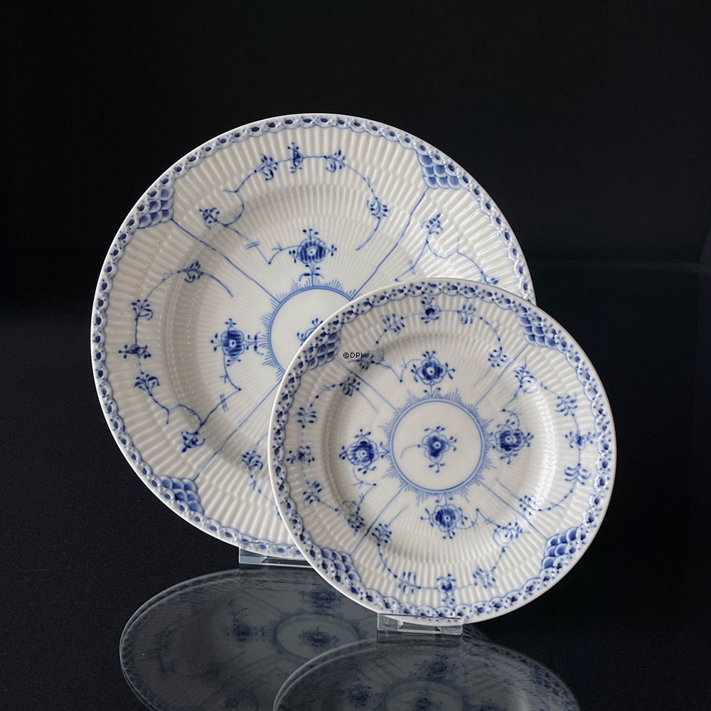 Musselmalet halvblonde, flad tallerken 17cm nr. 1/574 eller 617, Royal Copenhagen