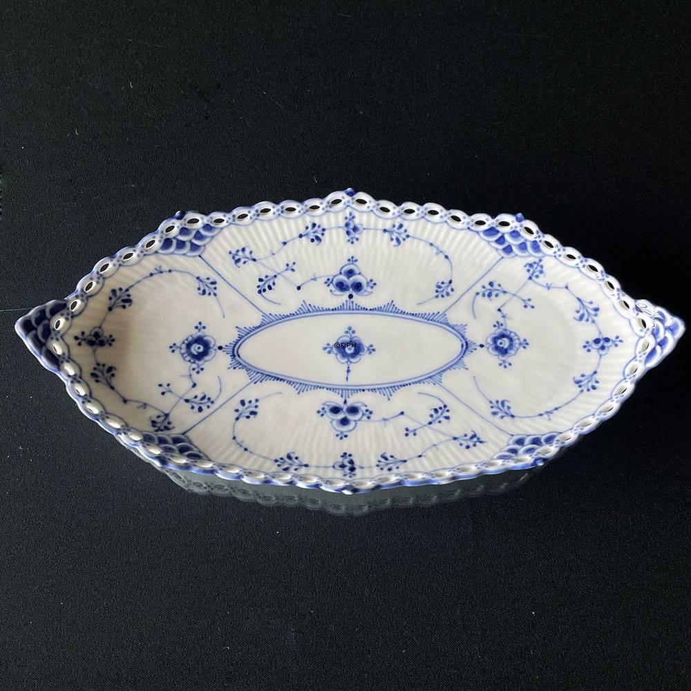 Musselmalet helblonde oval asiet nr. 1/1115 eller 349, Royal Copenhagen 24cm
