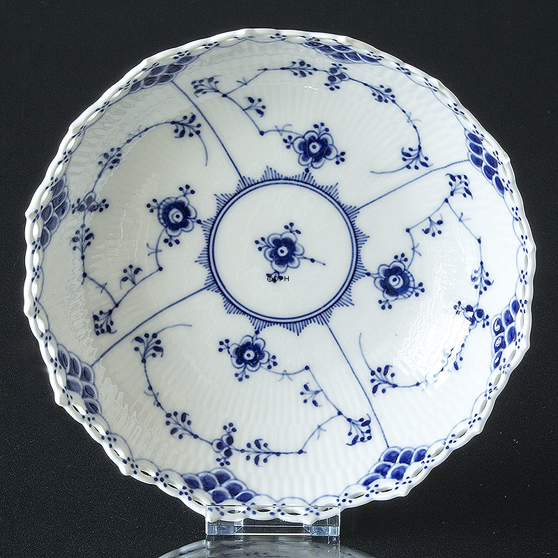 Musselmalet helblonde kagefad på lav fod nr. 1/1023 eller 427, Royal Copenhagen 18cm