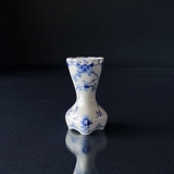 Blue Fluted, Full Lace, Vase no. 1/1162 or 677, Royal Copenhagen