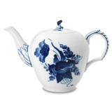 Blue Flower, Curved, Teapot no. 10/1788 or 141, capacity 100 cl., Royal Copenhagen