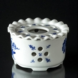Blue Flower, Curved, Tea Heater with Grate no. 10/9787 or 273, Royal Copenhagen