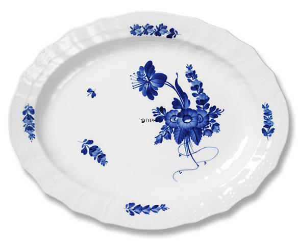 Blå Blomst, svejfet, ovalt fad nr. 10/1555 eller 374, Royal Copenhagen 31 cm
