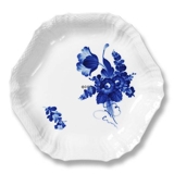 Blå Blomst, svejfet, sekskantet kagefad nr. 10/1527 eller 421, Royal Copenhagen ø23cm