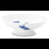 Blue Flower, Curved, Round Cake Dish on low foot no. 10/1532 or 427, Royal Copenhagen ø18cm