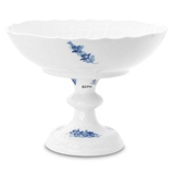 Blå Blomst, svejfet, rundt kagefad på høj fod nr. 10/1528 eller 428, Royal Copenhagen ø21cm