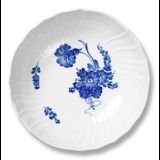 Blå Blomst, svejfet, rund salatskål nr. 10/1518 eller 577, indhold 80 cl., Royal Copenhagen ø21cm