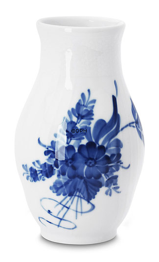 Blå Blomst, svejfet, vase nr. 10/1803 eller 678, Royal Copenhagen