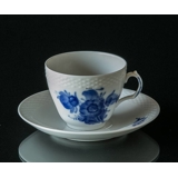 Blaue Blume, glatt, Kaffeetasse und Untertasse Nr. 10/8261 oder 071, Royal Copenhagen