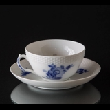Blue Flower braided tea cup, large no. 10/8269 or 083, Royal Copenhagen
