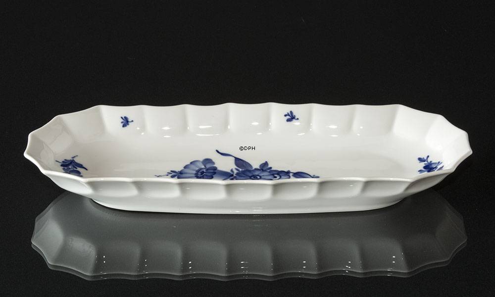 Blå Blomst, kantet, aflangt fad (sellerifad) nr. 10/8609 eller 378, 37cm