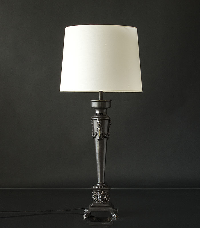 Rund cylinderformet lampeskærm 31 cm i højden, hvid chintz stof