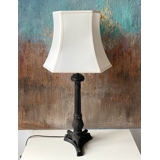 Smal sekskantet lampeskærm 27 cm i højden, hvid silke (Vedr. 2. sortering - se beskrivelse)