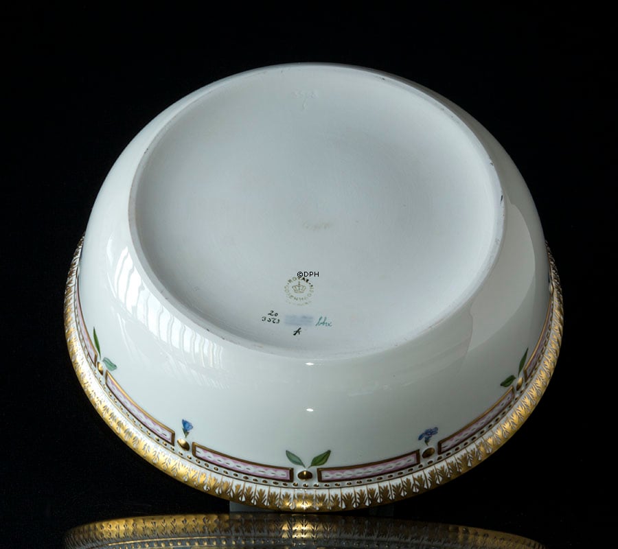 Flora Danica lågfad nr. 172 eller 20/3568 rundt, indhold 180 cl, bredde 240 mm, Royal Copenhagen