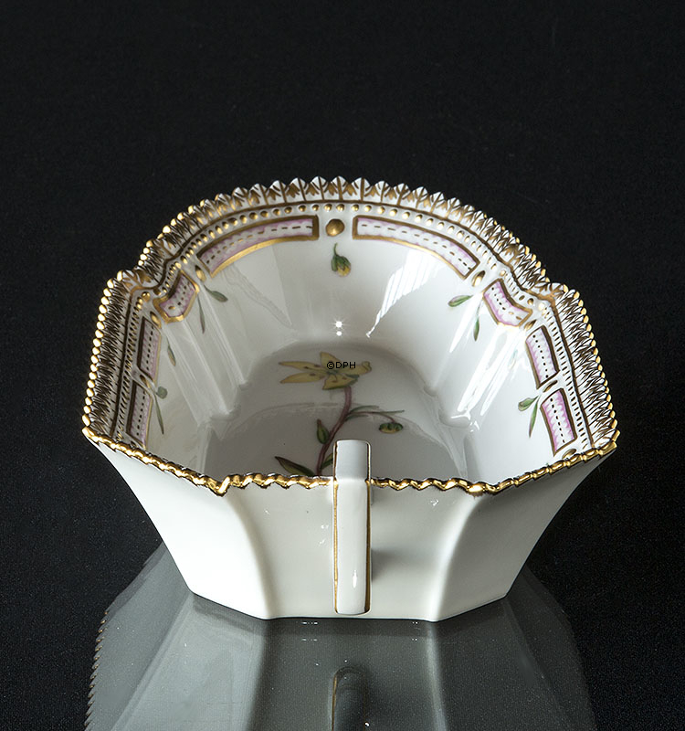 Flora Danica aflang asiet, Royal Copenhagen