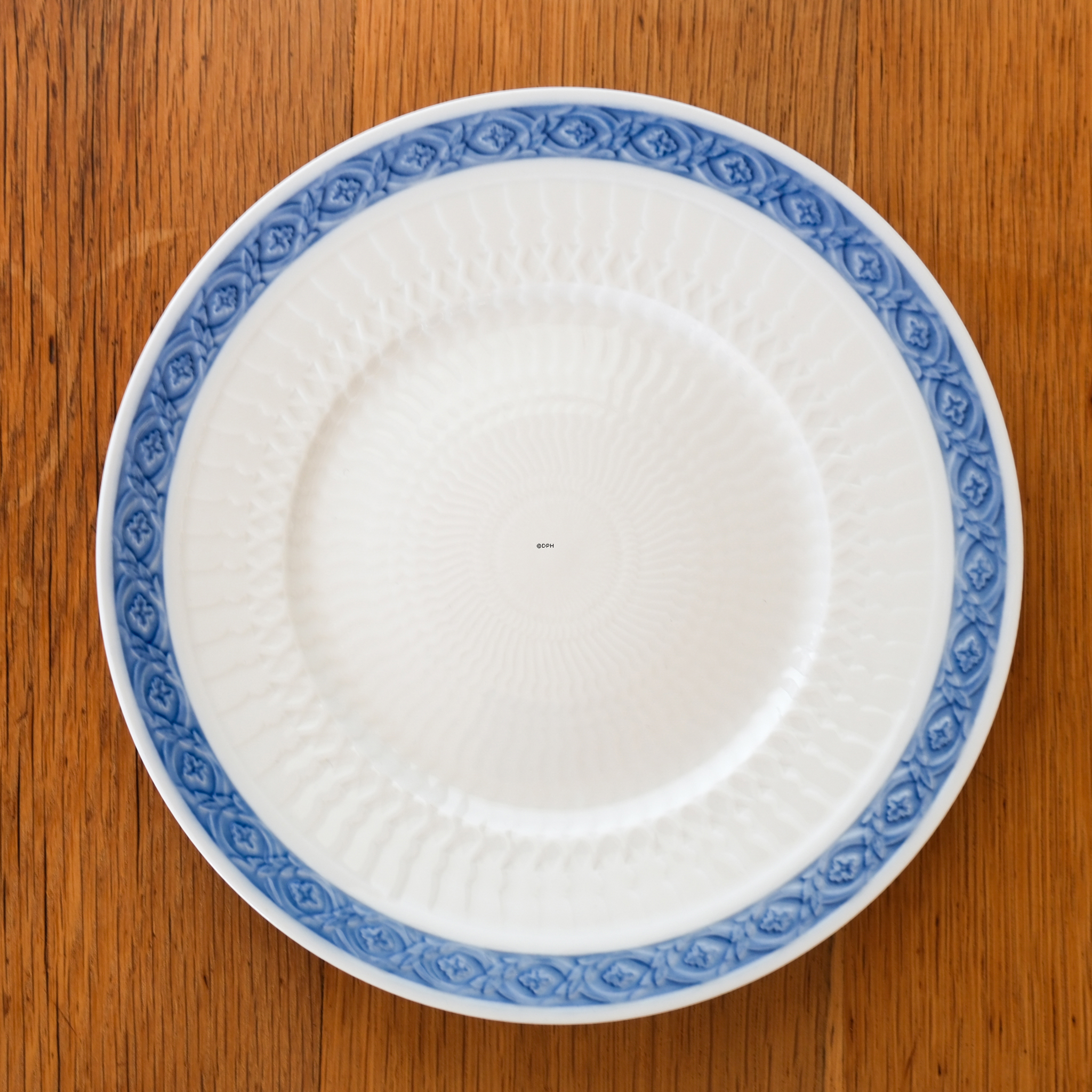 Blå vifte, flad tallerken 22 cm nr. 11520, Royal Copenhagen