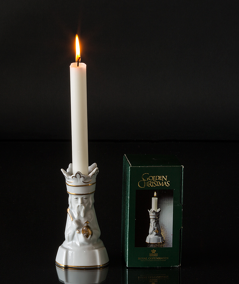 Kaspar, konge med guld, en af de hellige tre konger, lysestage fra Royal Copenhagen nr. 333