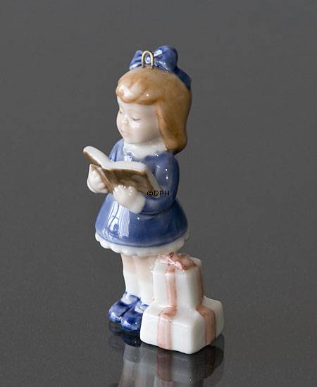 Børnenes Jul 1999, Figur ornament, pige med bog og gaver